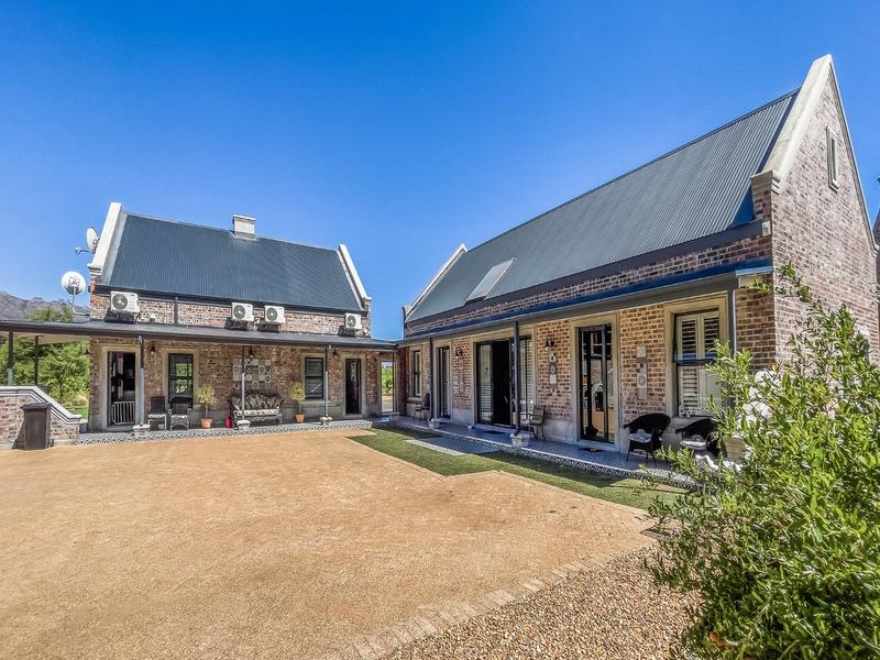 8 Bedroom Property for Sale in Paarl Rural Western Cape
